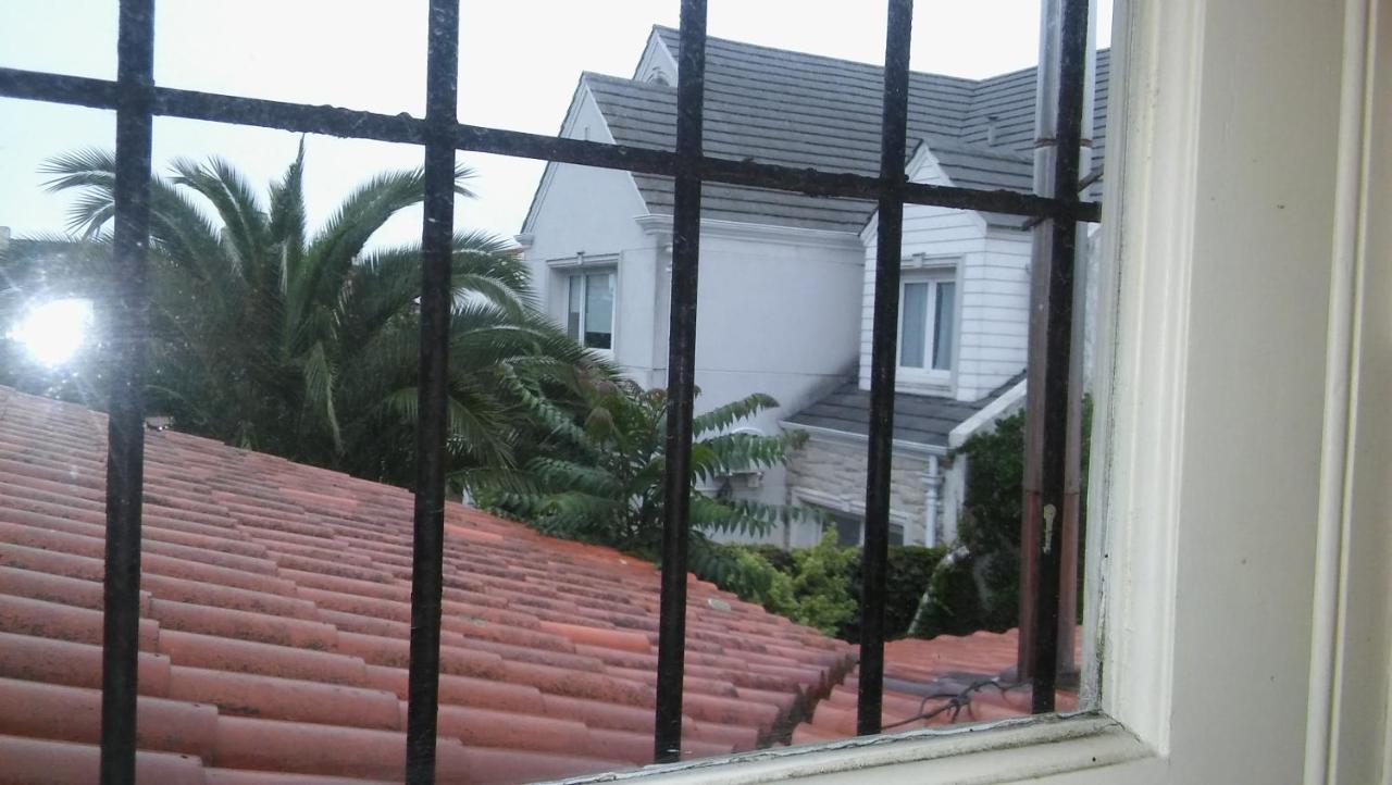 Casa De Mar Bed and breakfast *